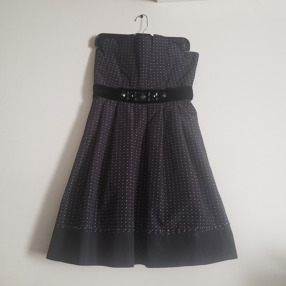 HP. BCBG MAXAZRIA Dress - Picture 7 of 12